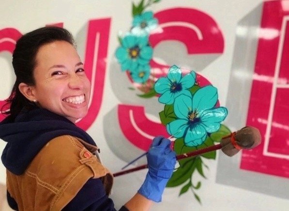 Local signwriter in Belfast and the surroundings. Joha Mune hand paint signs and gild with gold leaf windows and business