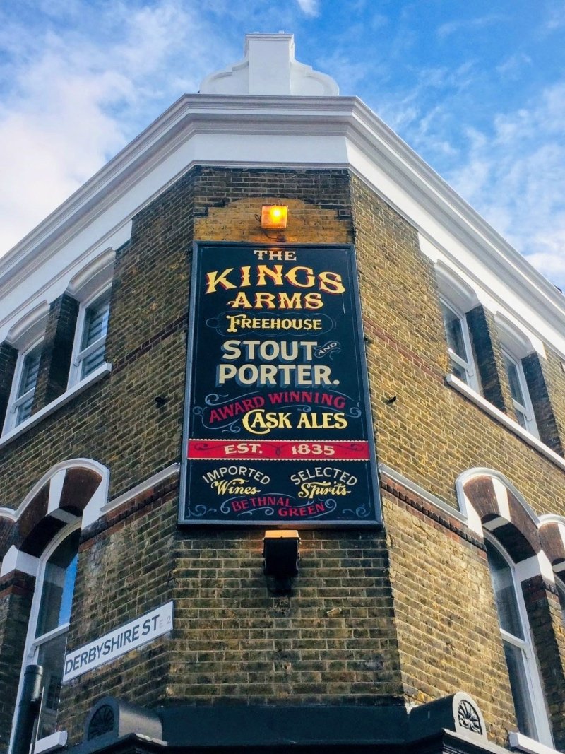 Beautiful massage wall sign hand-painted at the Kings Arms in Derbyshire street in London
