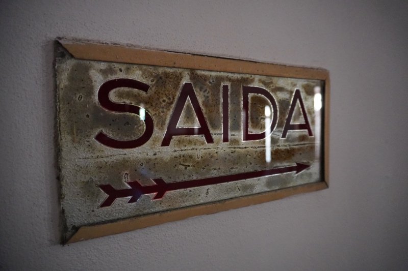 aged hand painted sign in great conditions